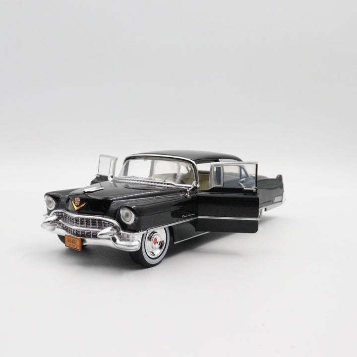 1955 Cadillac Fleetwood Series Model Car|Scale 1/24 Diecast Black Car for Collectors|Classic Metal Automobile|Nostalgic Gift for Father