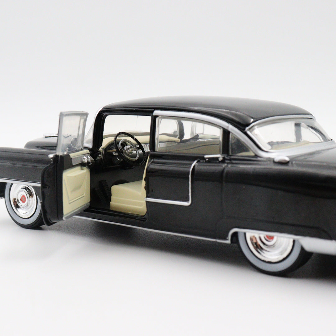 1955 Cadillac Fleetwood Series Model Car|Scale 1/24 Diecast Black Car for Collectors|Classic Metal Automobile|Nostalgic Gift for Father