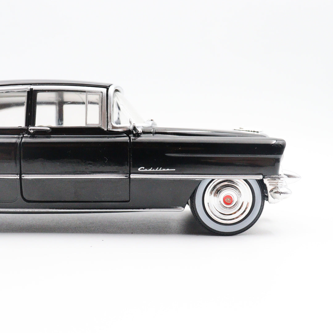 1955 Cadillac Fleetwood Series Model Car|Scale 1/24 Diecast Black Car for Collectors|Classic Metal Automobile|Nostalgic Gift for Father
