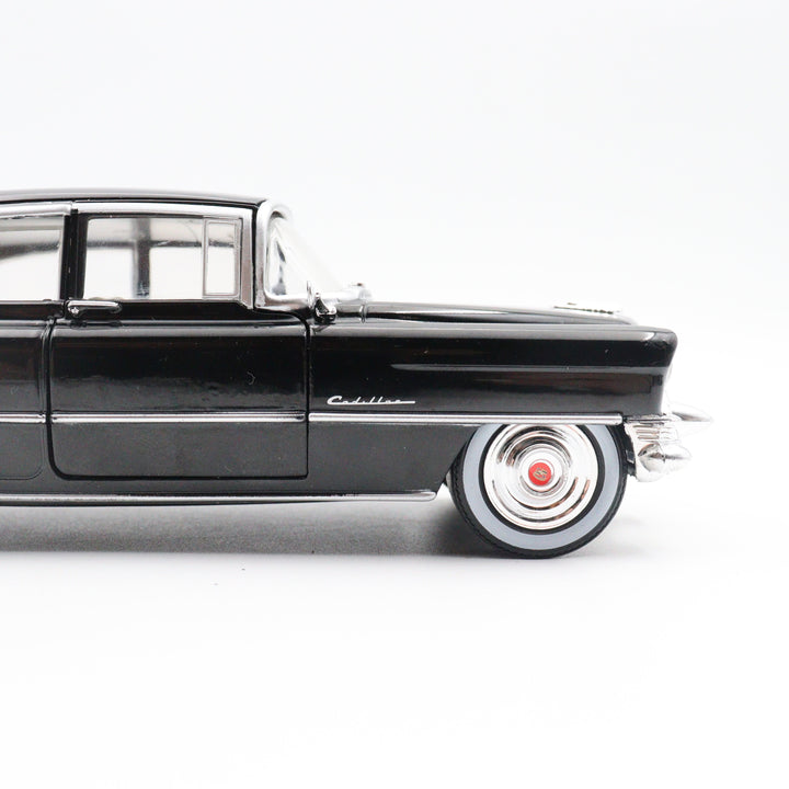 1955 Cadillac Fleetwood Series Model Car|Scale 1/24 Diecast Black Car for Collectors|Classic Metal Automobile|Nostalgic Gift for Father