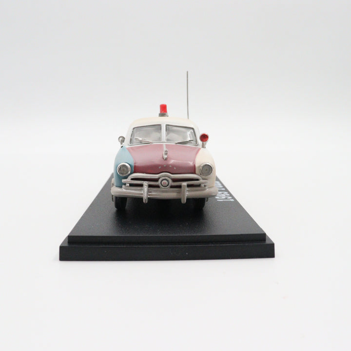 1949 Ford Border Police Model Car|Scale 1/43 Diecast Car for Collectors|Classic Police Car Toy for Boys|Metal Car for Dad|Vintage Style Gift