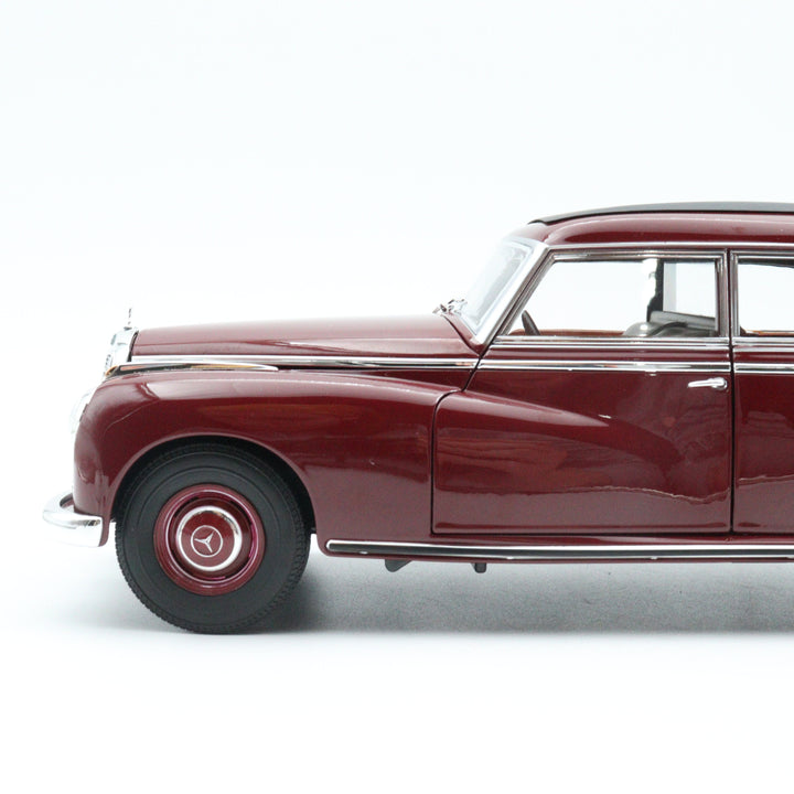 Norev Mercedes Benz 300 W 186 Model Car|Scale 1/18 Diecast Burgundy Car for Collectors|Miniature Classic Metal Automobile for Dad|Toy Gift