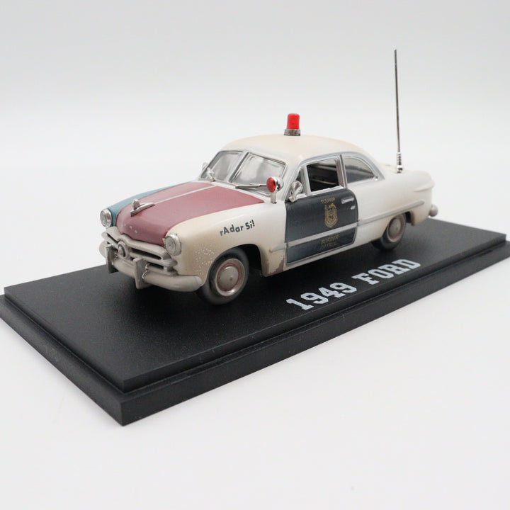 1949 Ford Border Police Model Car|Scale 1/43 Diecast Car for Collectors|Classic Police Car Toy for Boys|Metal Car for Dad|Vintage Style Gift