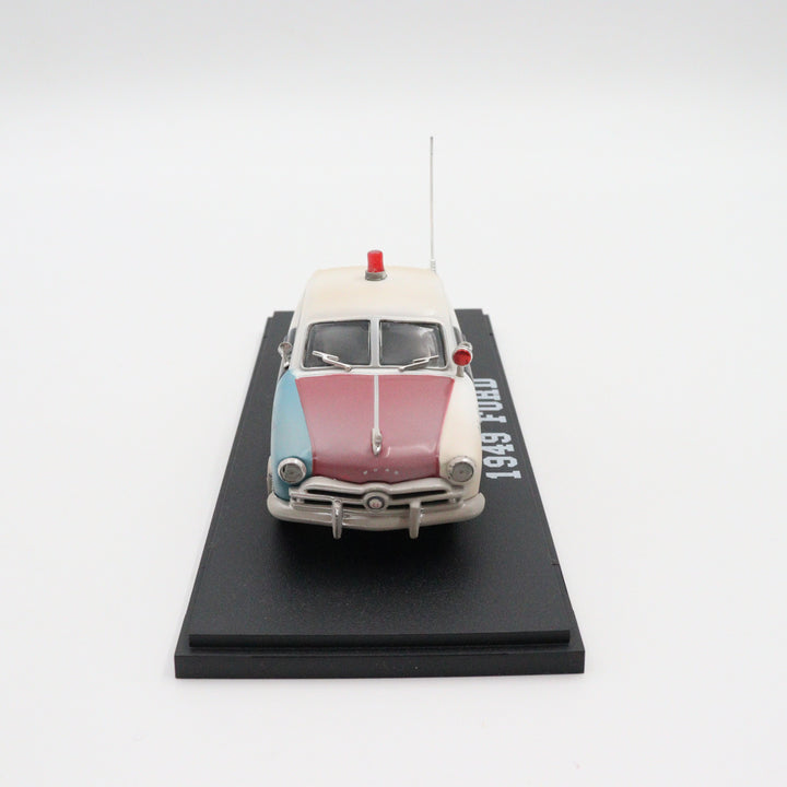 1949 Ford Border Police Model Car|Scale 1/43 Diecast Car for Collectors|Classic Police Car Toy for Boys|Metal Car for Dad|Vintage Style Gift