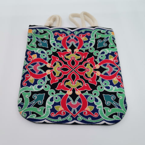 Tapestry Tile Pattern Shoulder Bag