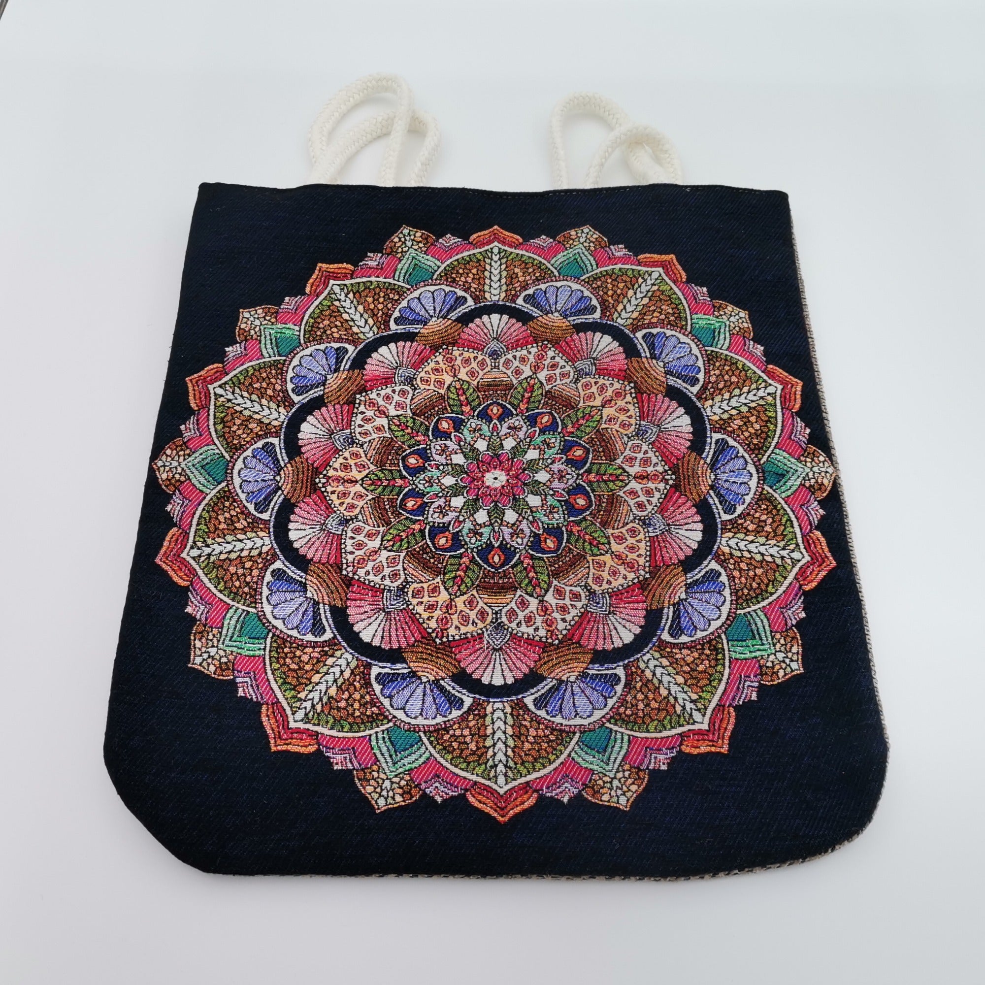 Tapestry Tile Pattern Vintage Style Fabric Shoulder Bag – Akasia