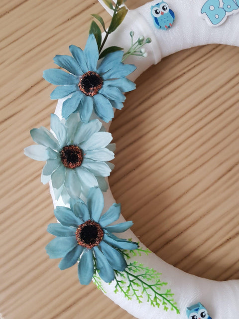 Blue Daisy Baby Wreath for Front Door Year Round with Owls|Daisy Round Door Sign|Gift For Boy|Unique Hospital Gift For Him|Funny Wreath