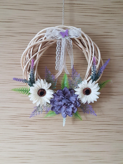Floral Welcome Wreath|Purple and White Daisy Faux Flower Wicker Wreath|Farmhouse Wall Decor|Realtor Gift|Front Door Round Sign|Hostess Gift