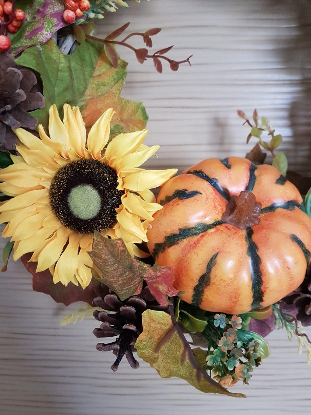 Fall Wicker Wreath|Farmhouse Halloween Wreath|Year Round Front Door Wreath|Pumpkin, Leaf, Bird, Pinecone|Rustic Welcome Autumn Round Sign