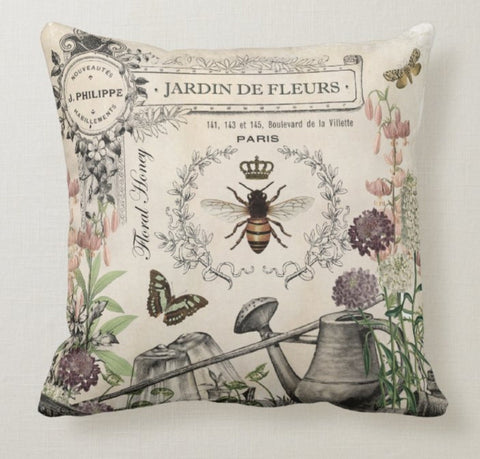Queen Bee Pillow Case|Floral Bee Pillow Cover|Decorative Cushion Case|Housewarming Bee Pillow|Farmhouse Bee Cushion Cover|Bee Throw Pillow