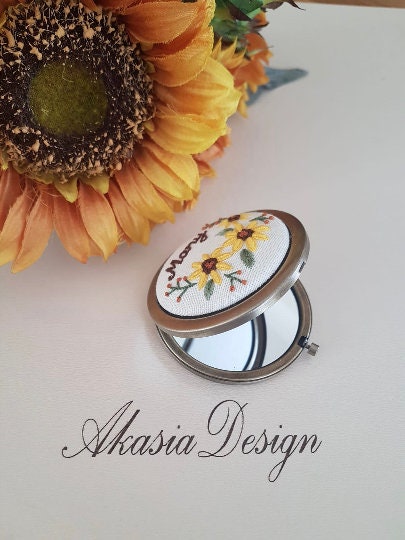 Sunflower Embroidered Hand Mirror|Personalized Floral Compact Mirror|Vintage Pocket Mirror Embroidery|Unique Baby Shower Gift|New Mom Gift
