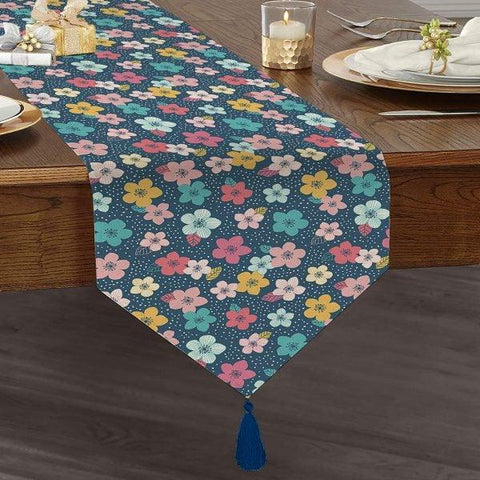 Floral Table Runner|High Quality Triangle Chenille Table Runner|Summer Trend Tabletop|Farmhouse Table|Flowers and Parrots Tasseled Runner