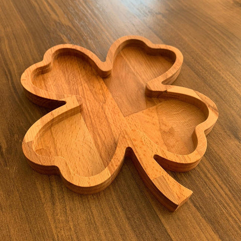 Wooden Clover Shaped Snack Plate|Decorative Serving Plate|Nut Platter|Custom Table Deco|Handmade Engraved Plate|Housewarming Gift For Her