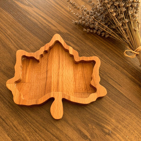 Wooden Leaf Shaped Snack Plate|Decorative Serving Plate|Nut Platter|Custom Table Deco|Handmade Engraved Plate|Gift for her|Housewarming Gift