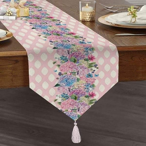 Floral Table Runner|High Quality Triangle Chenille Table Runner| Summer Trend Tabletop|Farmhouse Table|Heartwarming Flowers Tasseled Runner