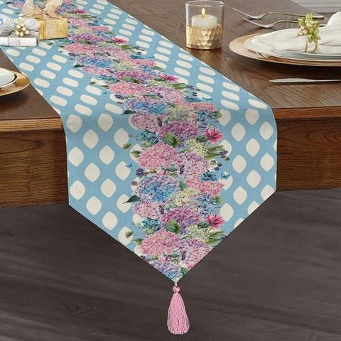 Floral Table Runner|High Quality Triangle Chenille Table Runner| Summer Trend Tabletop|Farmhouse Table|Heartwarming Flowers Tasseled Runner