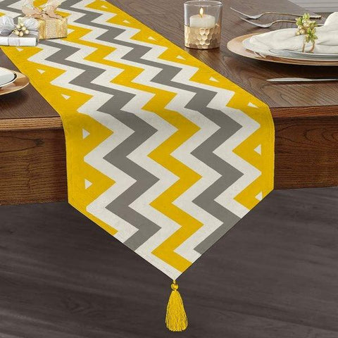 Zigzag Pattern Table Runner|High Quality Triangle Chenille Table Runner|Decorative Tabletop|Colorful Zigzag Tabletop |Zigzag Tasseled Runner