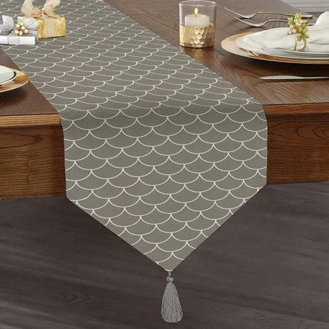 Roof Tile Pattern Table Runner|High Quality Triangle Chenille Table Runner|Single Color Geometric Runner|Decorative Seamless Tasseled Runner