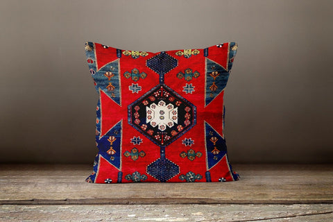 Southwestern Pillow Cover|Rug Design Pillowcase|Kilim Pattern Cushion Case|Worn Looking Rug Design|Ethnic Home Decor|Authentic Pillow Top