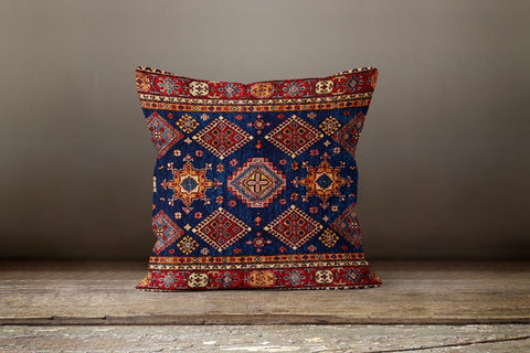 Southwestern Pillow Cover|Rug Design Pillowcase|Kilim Pattern Cushion Case|Worn Looking Rug Design|Ethnic Home Decor|Authentic Pillow Top