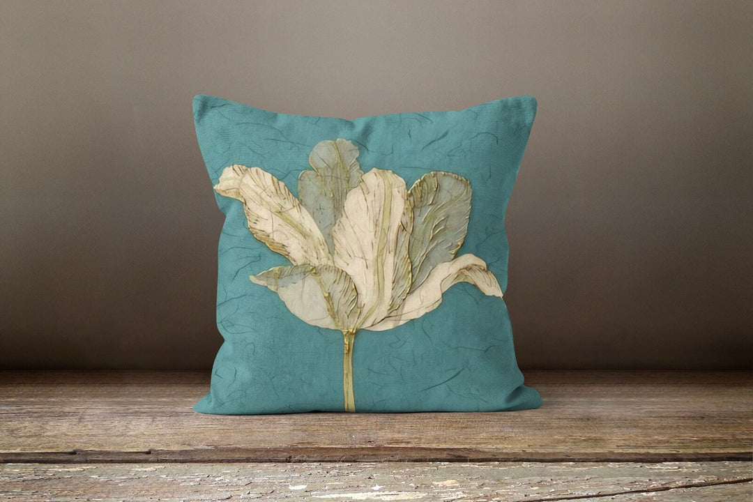 Bluish Floral Pillow Cover|Summer Trend Pillow Case|Decorative Throw Pillow Case|Turquoise Home Decor|Farmhouse Style Turquoise Pillow Cover