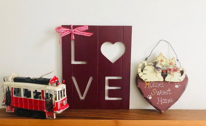Hand Painted Love Decor|Heart Shaped Decorative Board|Valentine's Day Decor|Custom Table Decor|Original Home Decor|Housewarming Gift For Her