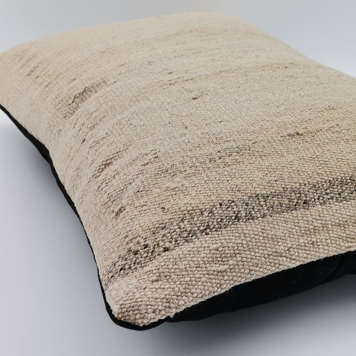 Hemp Pillow Cover|Beige Turkish Kelim Cushion Case|Soft Rug Lumbar Pillow Top|Handwoven Anatolian Home Decor|Vintage Cushion Cover 12x20