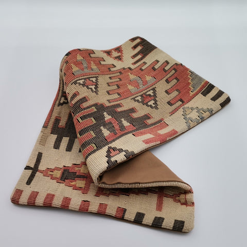 Vintage Kilim Pillow Cover||Handwoven Rug Cushion|Turkish Kilim Cushion Case|Geometric Anatolian Lumbar Pillow Top|Boho Bedding Decor 12x24