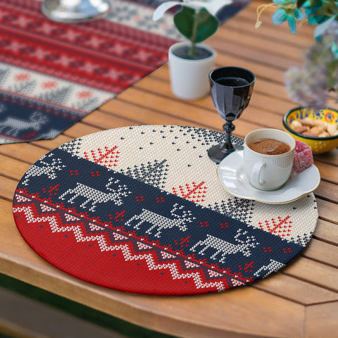 Christmas Runner & Placemat Set|Winter Trend Table Decor|Set of 6 Supla Table Mat|Pixel Art Xmas Deer Tablecloth American Service Underplate