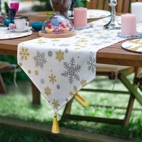 Winter Trend Runner & Placemat Set|Xmas Table Decor|Set of 6 Supla Table Mat|Farmhouse Snowflake Tablecloth and American Service Underplate