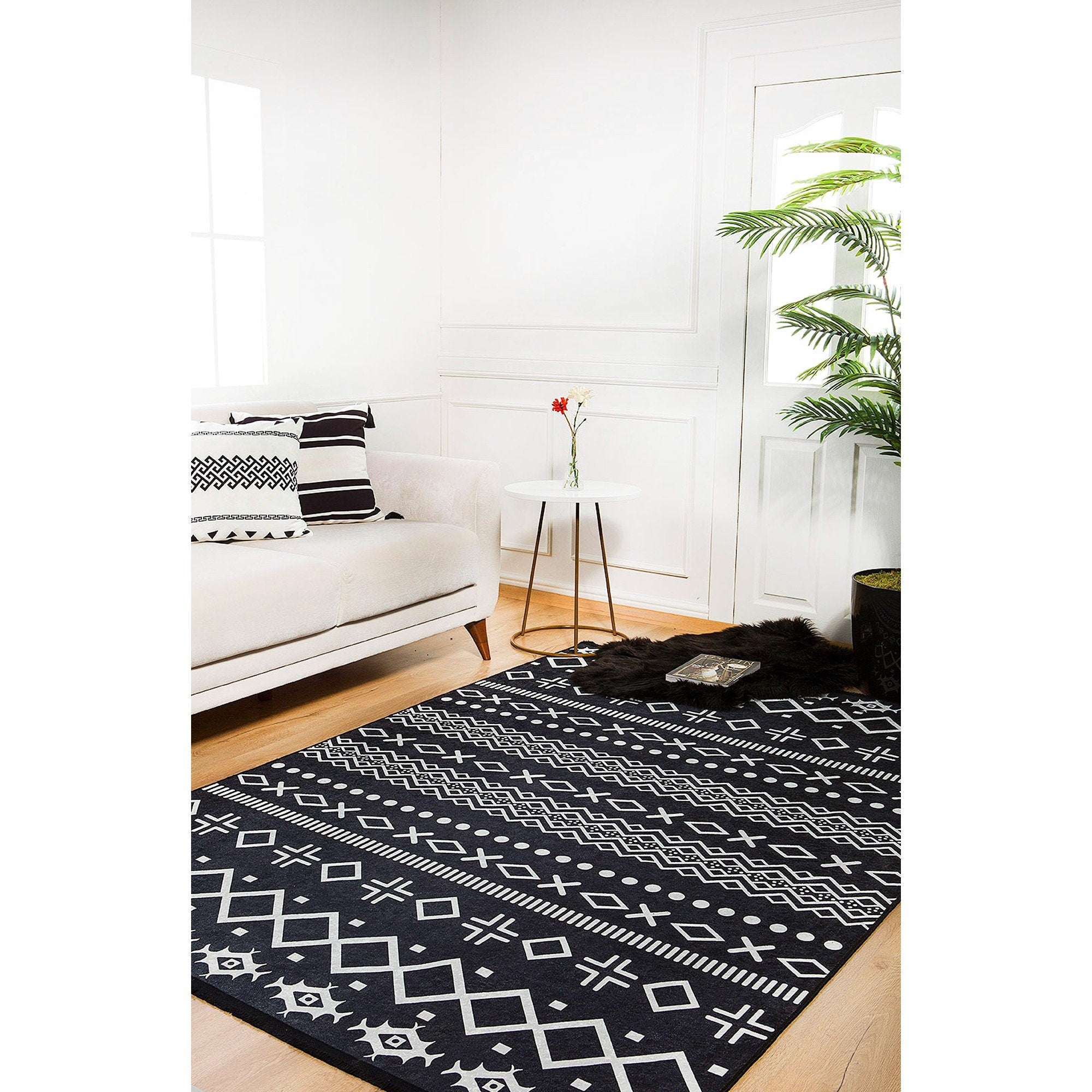Ethnic Nordic Scandinavian Machine-Washable Rug – Akasia