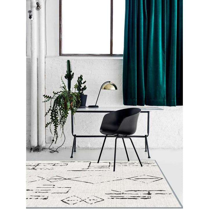 Machine-Washable Ethnic Nordic Print Carpet