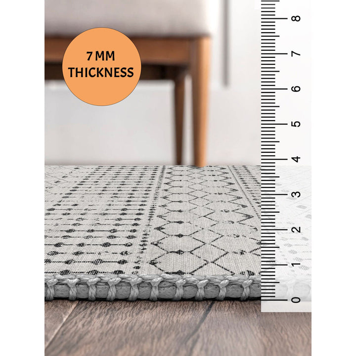 Bohemian Design Machine-Washable Rug