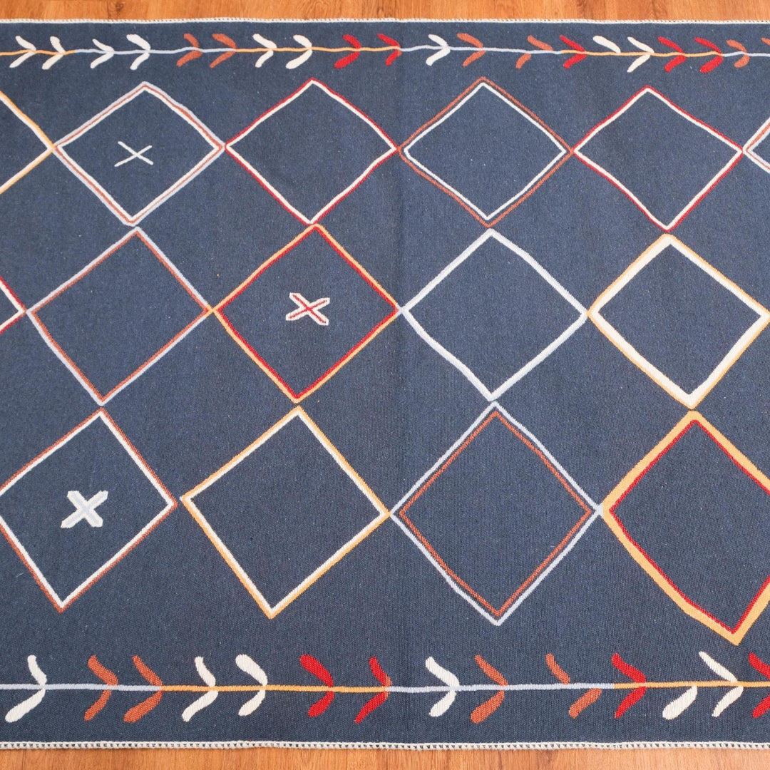 Geometric Kilim Rug|Machine-Washable Double Sided Soft Rug|Diamond Pattern Kilim Carpet|Rug Design Multi-Purpose Reversible Floor Carpet