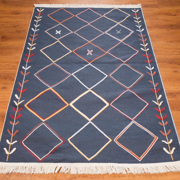 Geometric Kilim Rug|Machine-Washable Double Sided Soft Rug|Diamond Pattern Kilim Carpet|Rug Design Multi-Purpose Reversible Floor Carpet