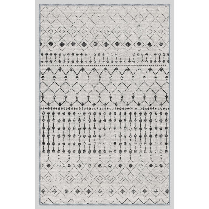 Bohemian Design Machine-Washable Rug