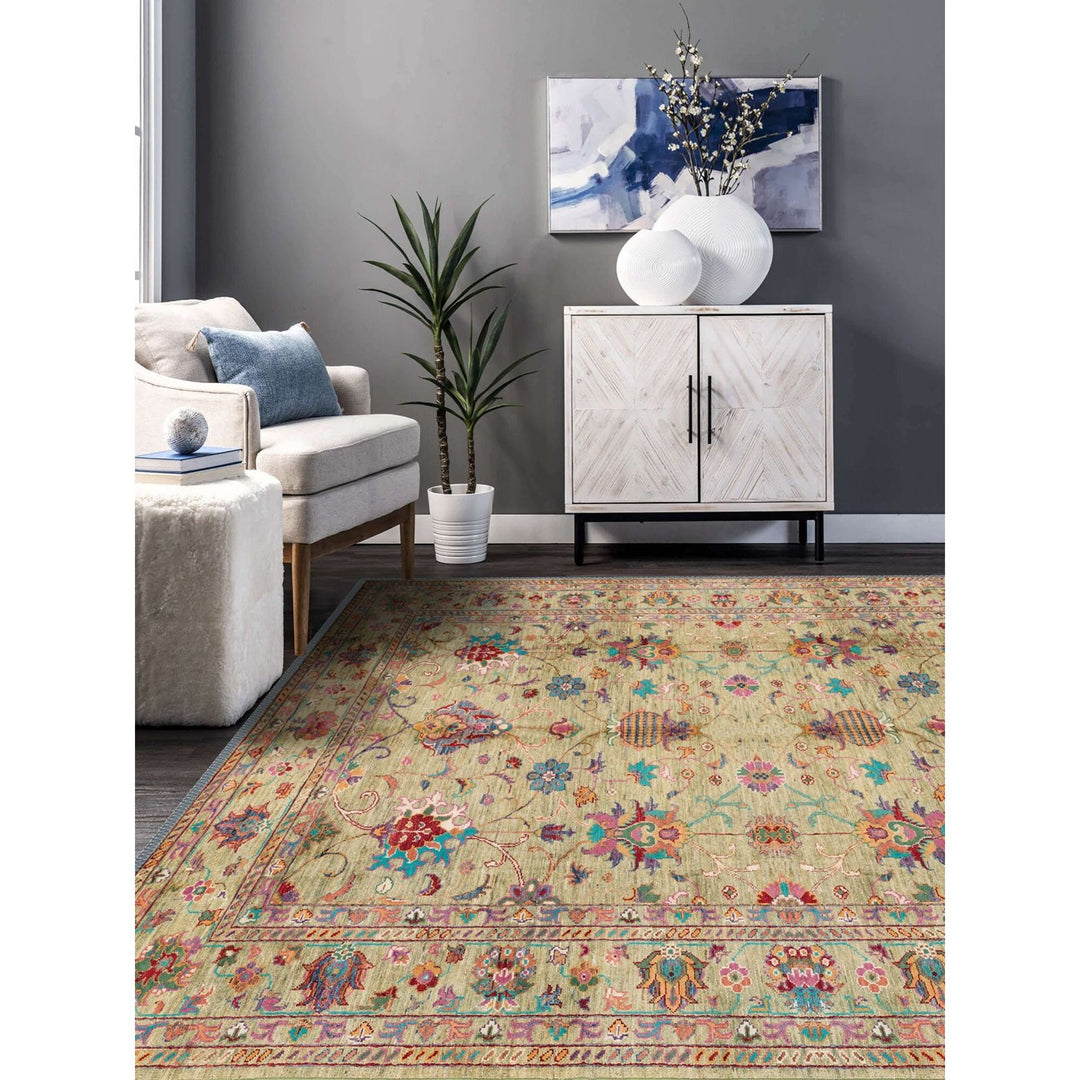 Vintage Looking Beige Kilim Carpet