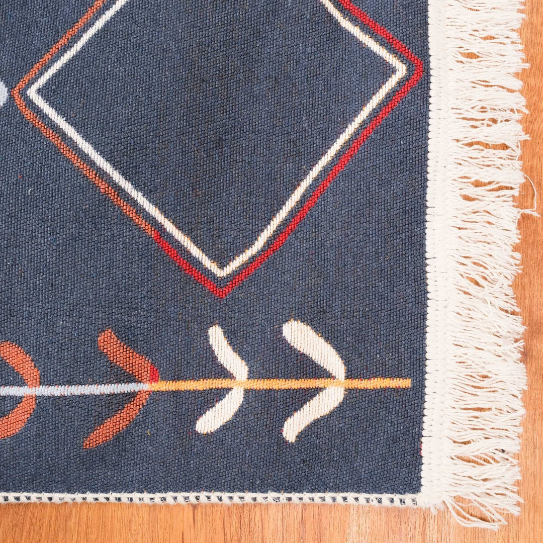 Geometric Kilim Rug|Machine-Washable Double Sided Soft Rug|Diamond Pattern Kilim Carpet|Rug Design Multi-Purpose Reversible Floor Carpet