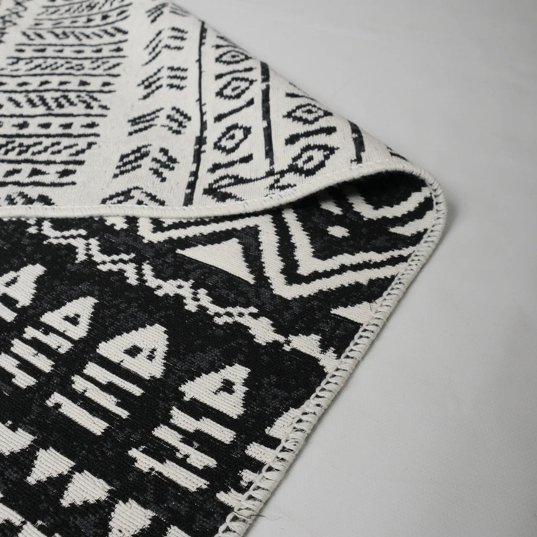 Ethnic Kilim Rug|Machine-Washable Double Sided Soft Rug|Nordic Pattern Kilim Carpet|Scandinavian Multi-Purpose Reversible Modern Carpet