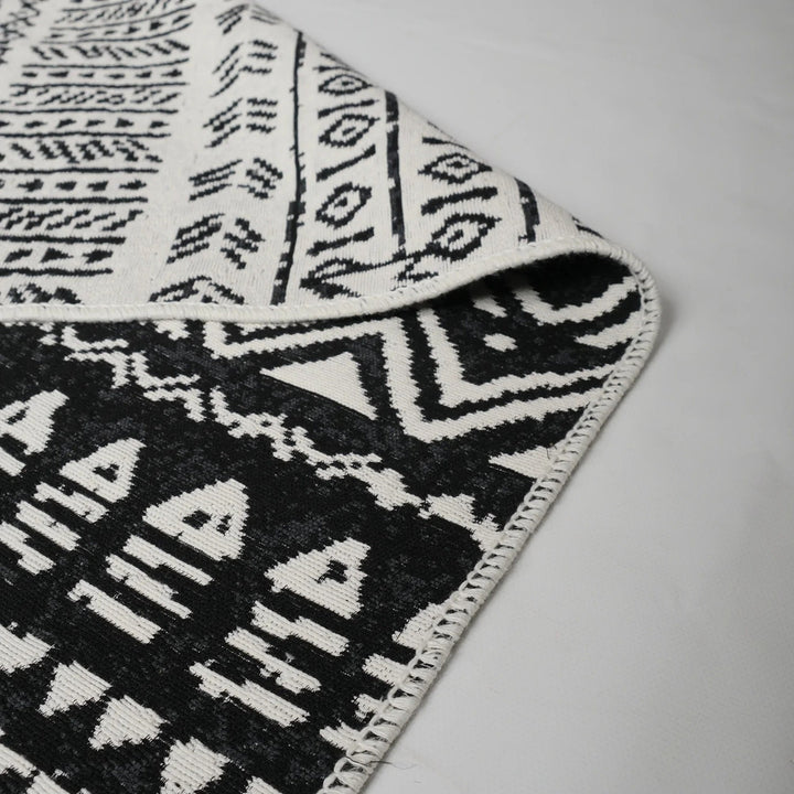 Ethnic Kilim Rug|Machine-Washable Double Sided Soft Rug|Nordic Pattern Kilim Carpet|Scandinavian Multi-Purpose Reversible Modern Carpet