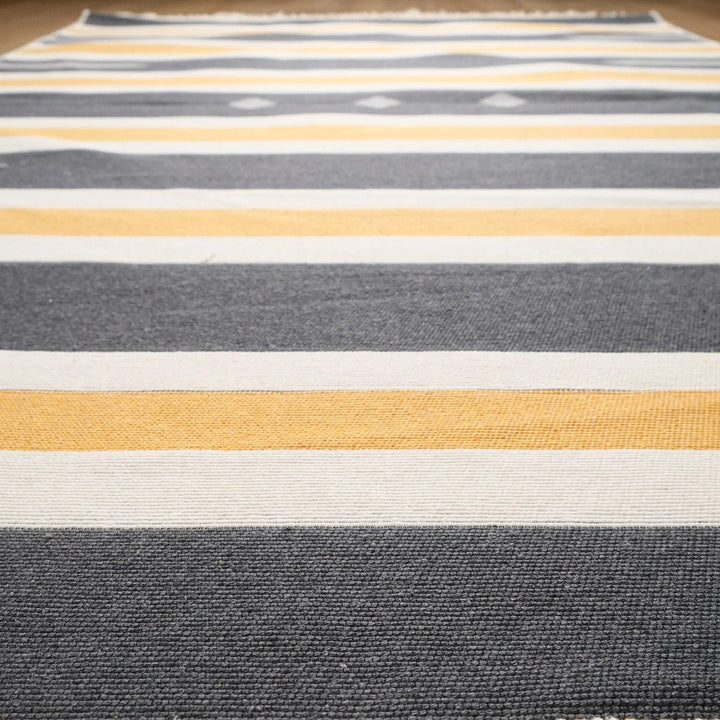 Geometric Kilim Rug|Machine-Washable Double Sided Soft Rug|Farmhouse Striped Kilim Carpet|Abstract Multi-Purpose Reversible Floor Carpet