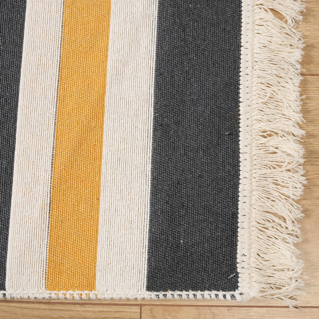 Geometric Kilim Rug|Machine-Washable Double Sided Soft Rug|Farmhouse Striped Kilim Carpet|Abstract Multi-Purpose Reversible Floor Carpet