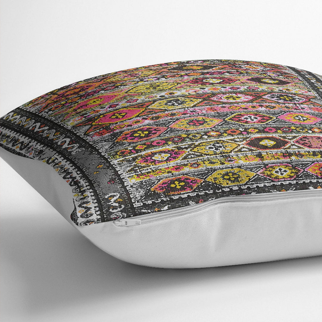 Kilim Pattern Pillow Cover|Rustic Anatolian Pillow Case|Rug Design Cushion Case|Ethnic Home Decor|Farmhouse Geometric Outdoor Pillowtop