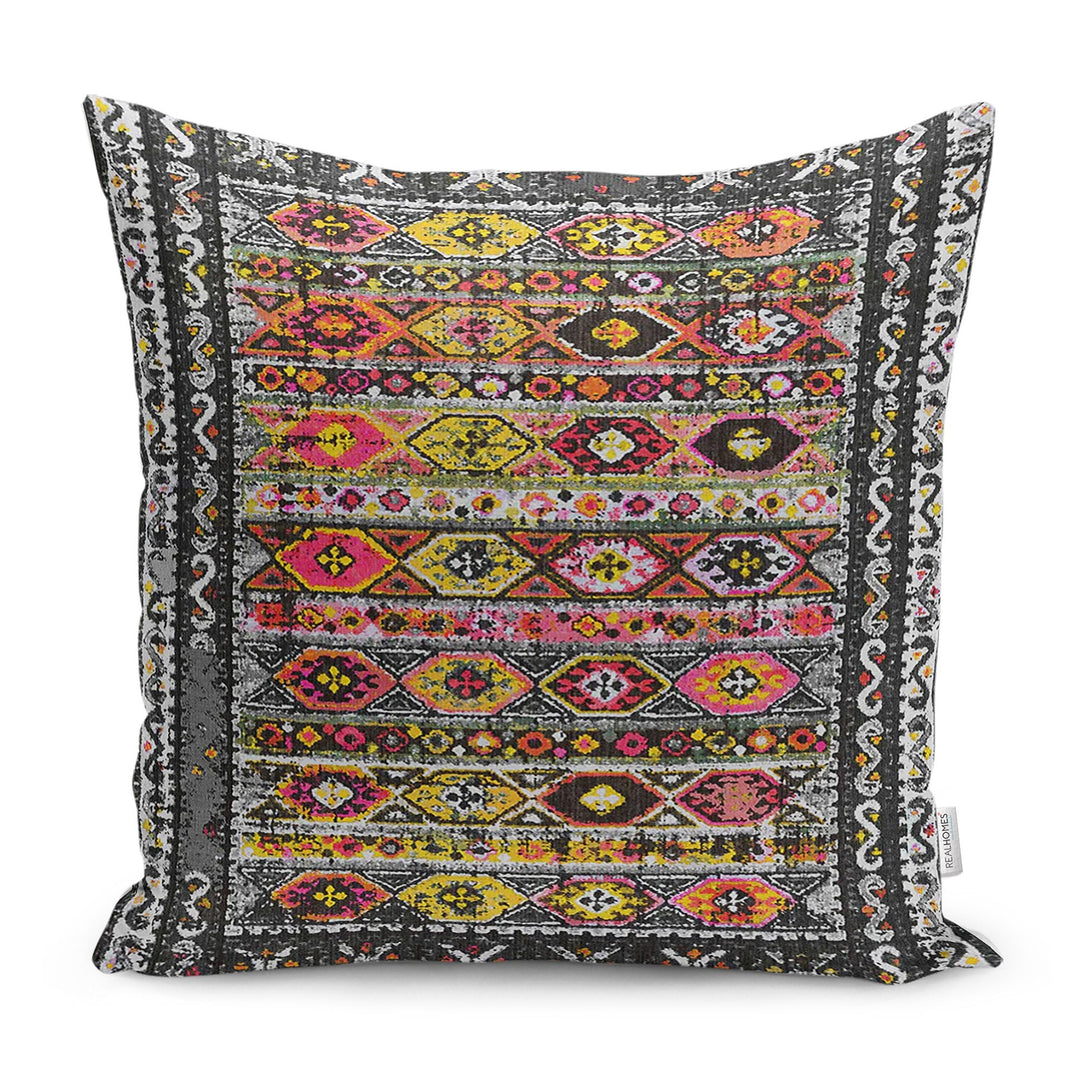 Kilim Pattern Pillow Cover|Rustic Anatolian Pillow Case|Rug Design Cushion Case|Ethnic Home Decor|Farmhouse Geometric Outdoor Pillowtop
