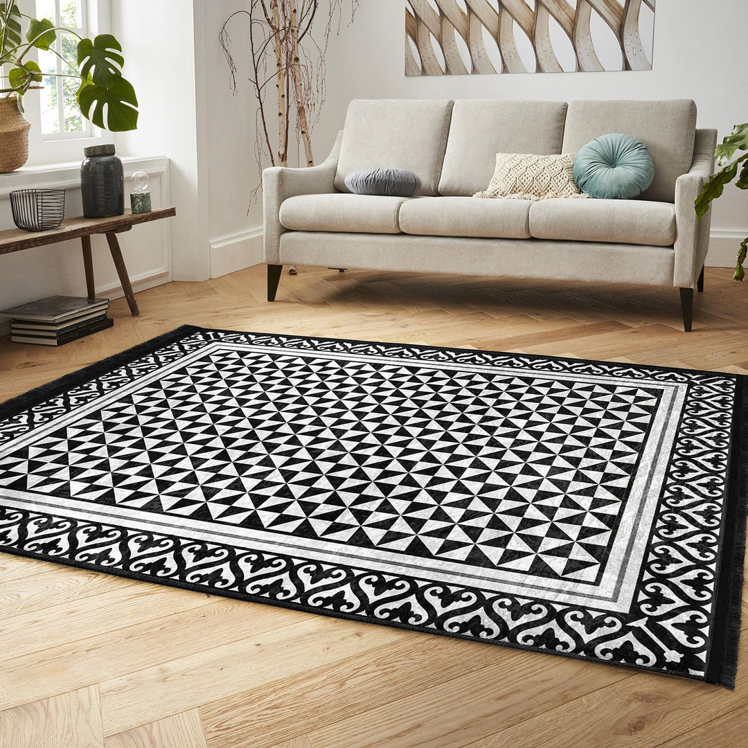 Triangle Pattern Rug|Geometric Carpet|BW Boho Carpet|Machine-Washable Fringed Non-Slip Mat|Abstract Design Multi-Purpose Anti-Slip Rug