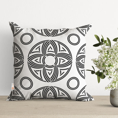 Geometric Abstract Pillow Cover|BW Cushion Case|Decorative Pillowtop|Boho Bedding Decor|Cozy Throw Pillowcase|Outdoor Cushion Case